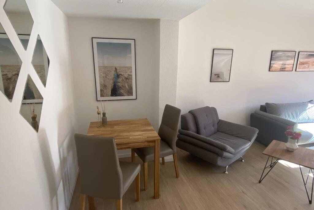 Schone&Moderne 2Zkb Wohnung Am Homburg Saarbrucken Extérieur photo